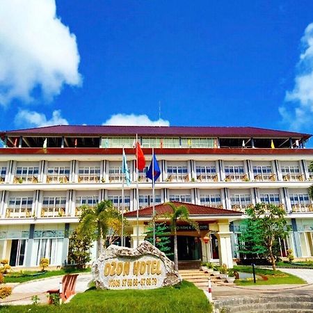 Ozon Hotel Nam Can Экстерьер фото