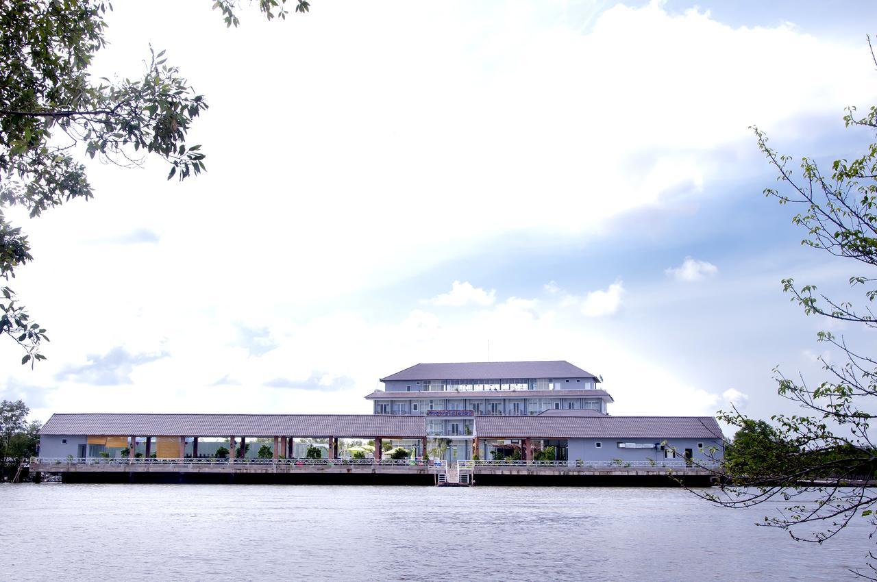 Ozon Hotel Nam Can Экстерьер фото